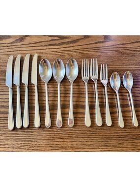 ROBERT WELCH IONA Tour Stainless Steel Flatware 18/10 Crate & Barrel 12 Piece